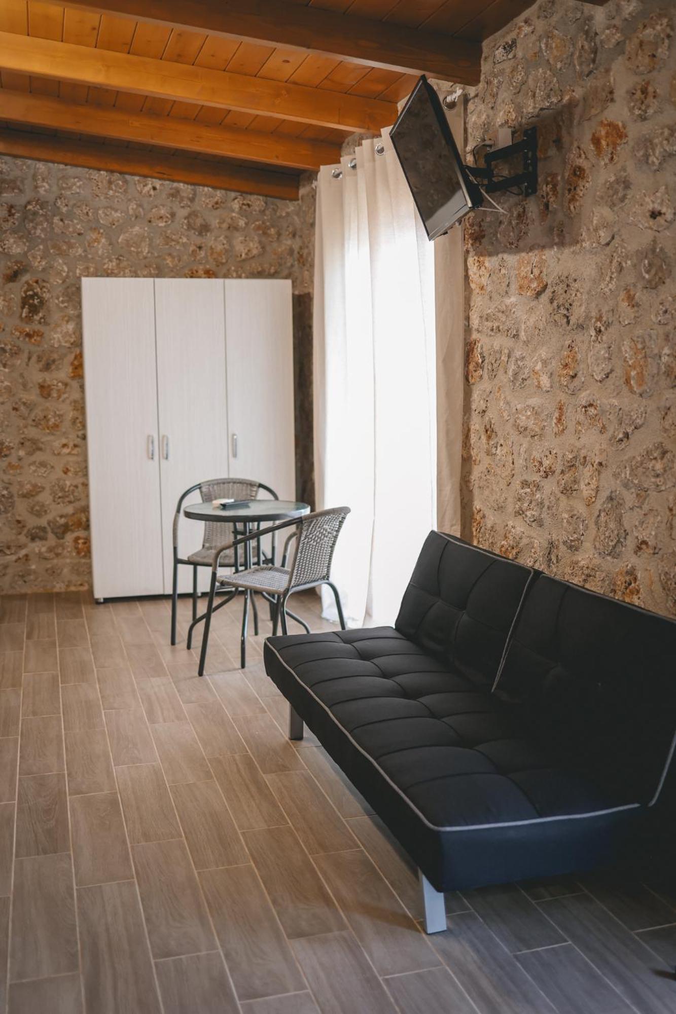 Tsanis Estate Aparthotel Parga Buitenkant foto